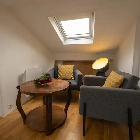 Apartment Charming In The Heart Of