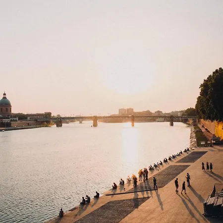 Charming In The Heart Of Toulouse